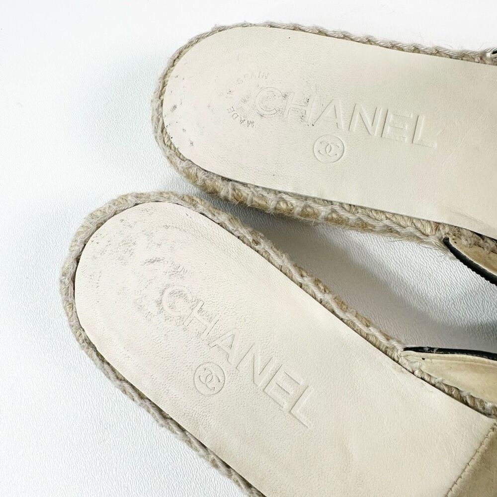 CHANEL Black Leather Mules Espadrille CC Logo Size 39 US 8.5 Lambskin Flat Slide - Picture 3 of 12